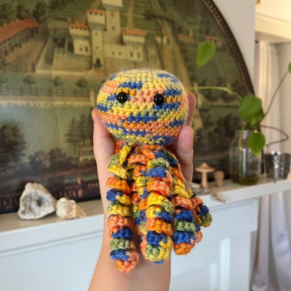 Squiggly Bouncy Coils Crochet Rainbow Jellyfish Plush - Picture 1 of 4